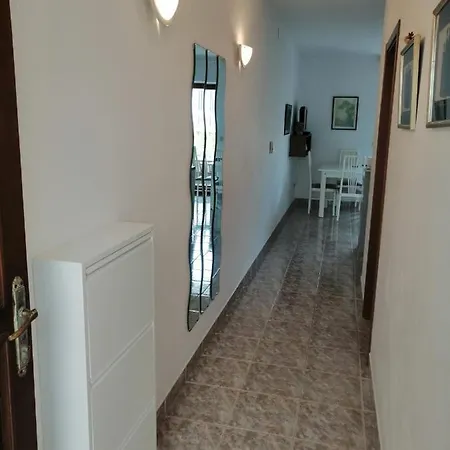 Ema In Appartamento Postira